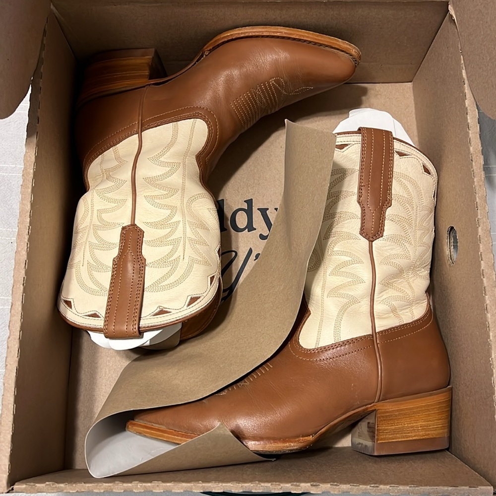Tecovas Brown and Cream Ankle Boots